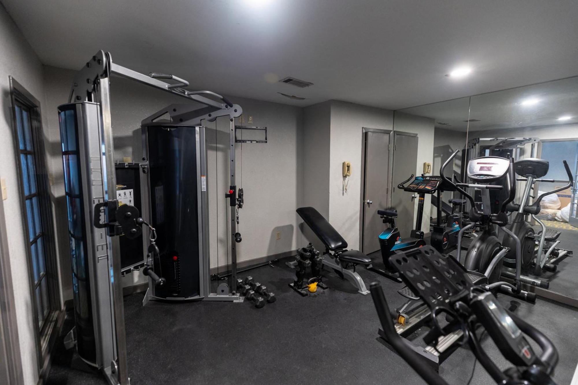 Irving Inn & Suites At Dfw Airport Ngoại thất bức ảnh