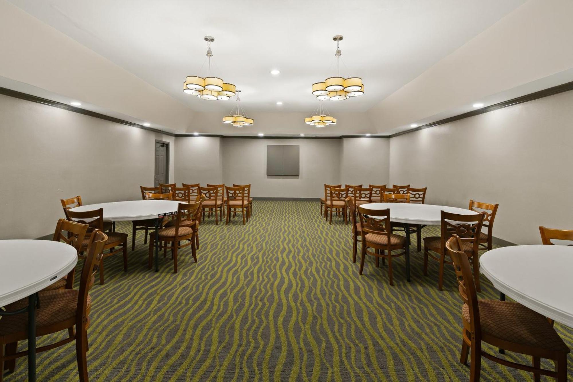 Irving Inn & Suites At Dfw Airport Ngoại thất bức ảnh