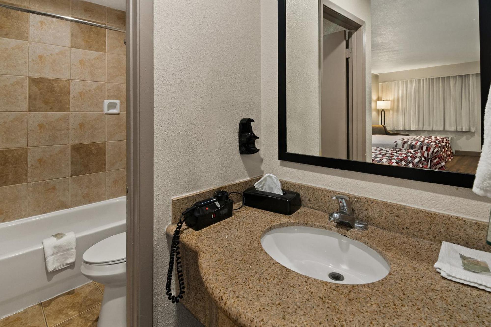 Irving Inn & Suites At Dfw Airport Ngoại thất bức ảnh