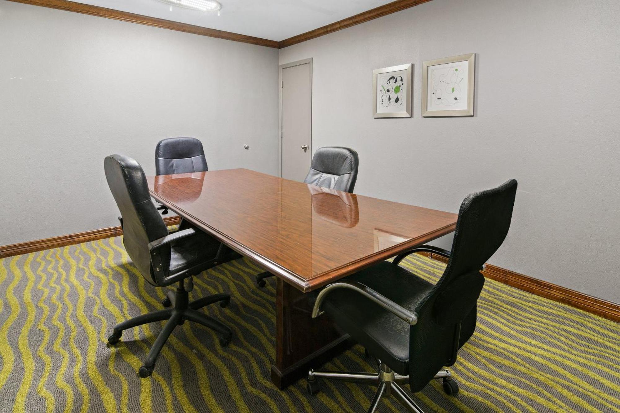 Irving Inn & Suites At Dfw Airport Ngoại thất bức ảnh