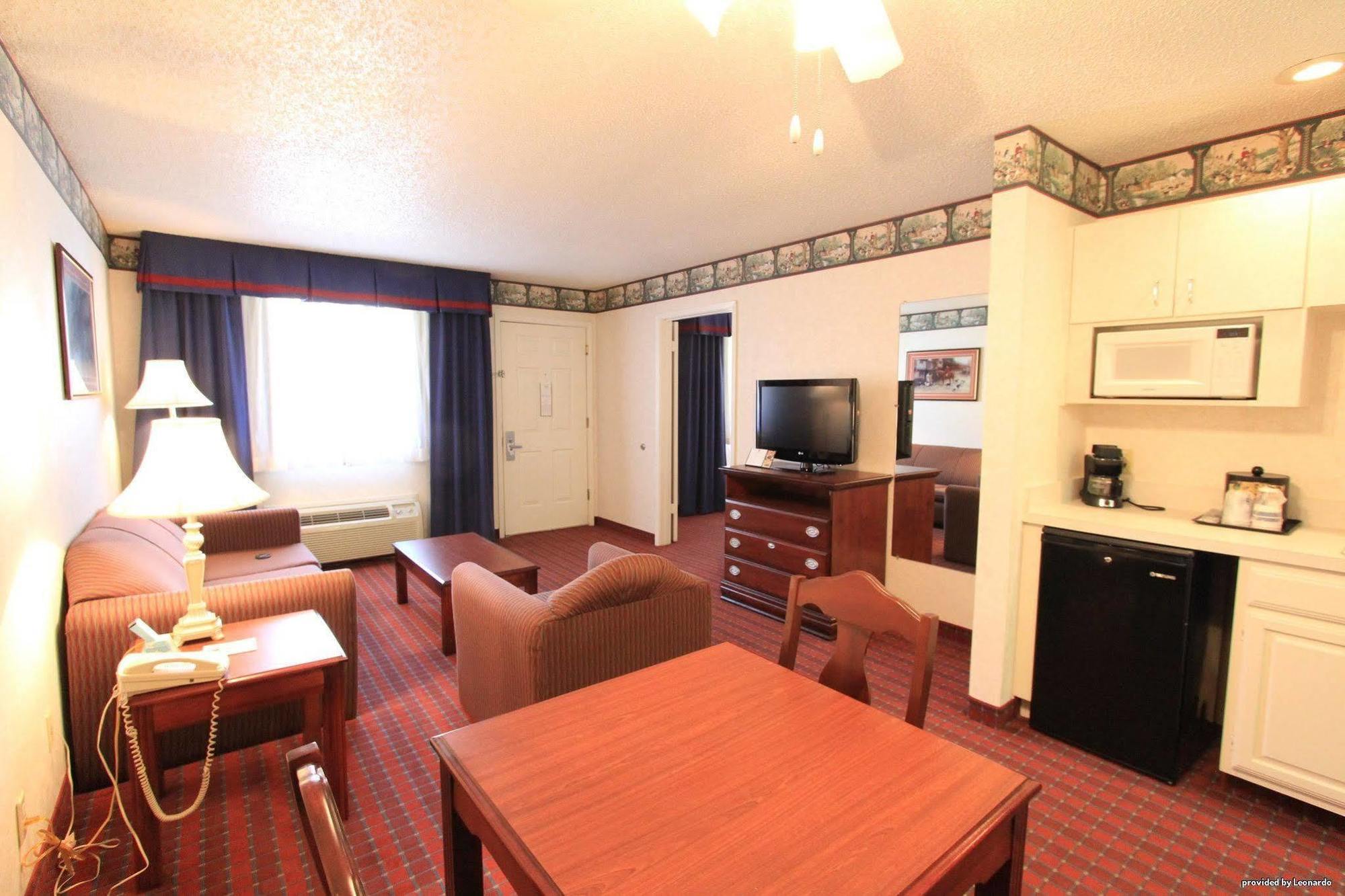 Irving Inn & Suites At Dfw Airport Ngoại thất bức ảnh