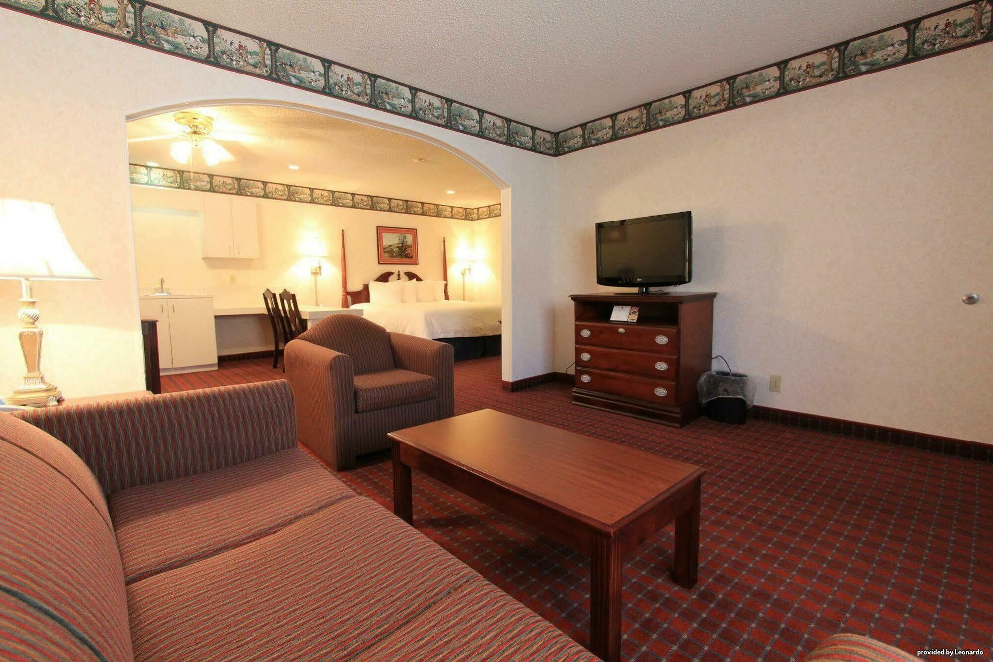 Irving Inn & Suites At Dfw Airport Ngoại thất bức ảnh